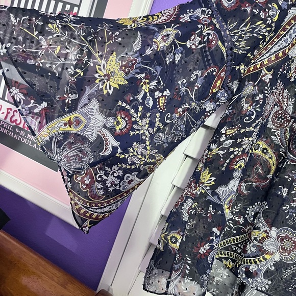 PM120723 Women’s Plus Size Flowing Blouse - Picture 3 of 6